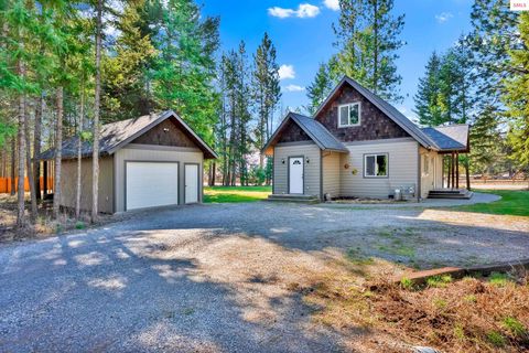 Photo of 54 Star Road, Bonners Ferry, ID 83805 (MLS # 20260396)