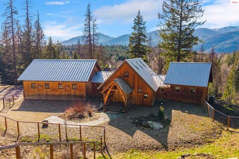 Photo of 2222 Hidden Valley Rd, Sandpoint, ID 83864 (MLS # 20260395)