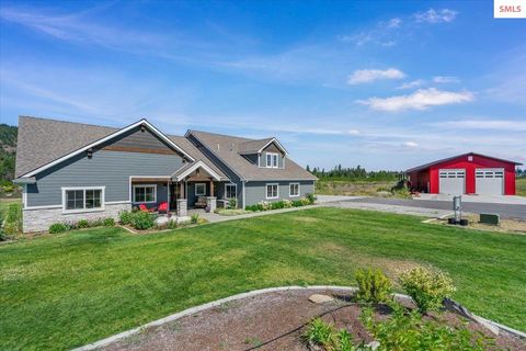 Photo of 457 W Kinnerly Ct, Rathdrum, ID 83858 (MLS # 20260490)