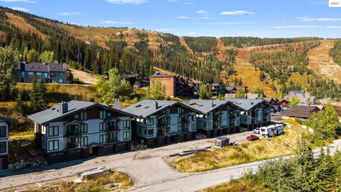 Photo of 155 Crystal Springs Rd Unit 401 Rd, Sandpoint, ID 83864 (MLS # 20252527)