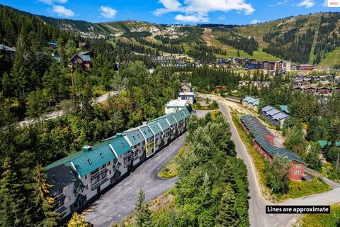 Photo of 87 Cornice Ct. Unit #204 Ct, Sandpoint, ID 83864 (MLS # 20260571)