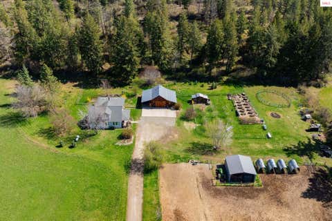 Photo of 275 Curless Rd, Bonners Ferry, ID 83805 (MLS # 20260742)