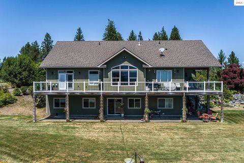 Photo of 1524 Sunrise Rd, Bonners Ferry, ID 83805 (MLS # 20250604)