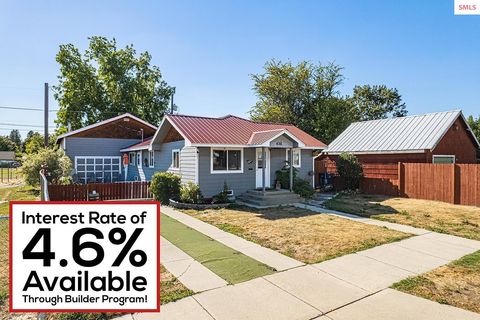 Photo of 436 Lavina Ave, Sandpoint, ID 83864 (MLS # 20260505)