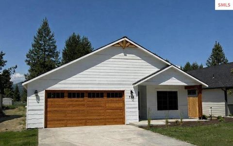Photo of 1161 Jersey St, Sandpoint, ID 83864 (MLS # 20260176)