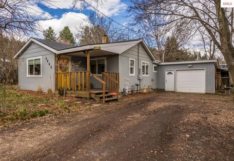 Photo of 7467 Wells St, Bonners Ferry, ID 83805 (MLS # 20260600)