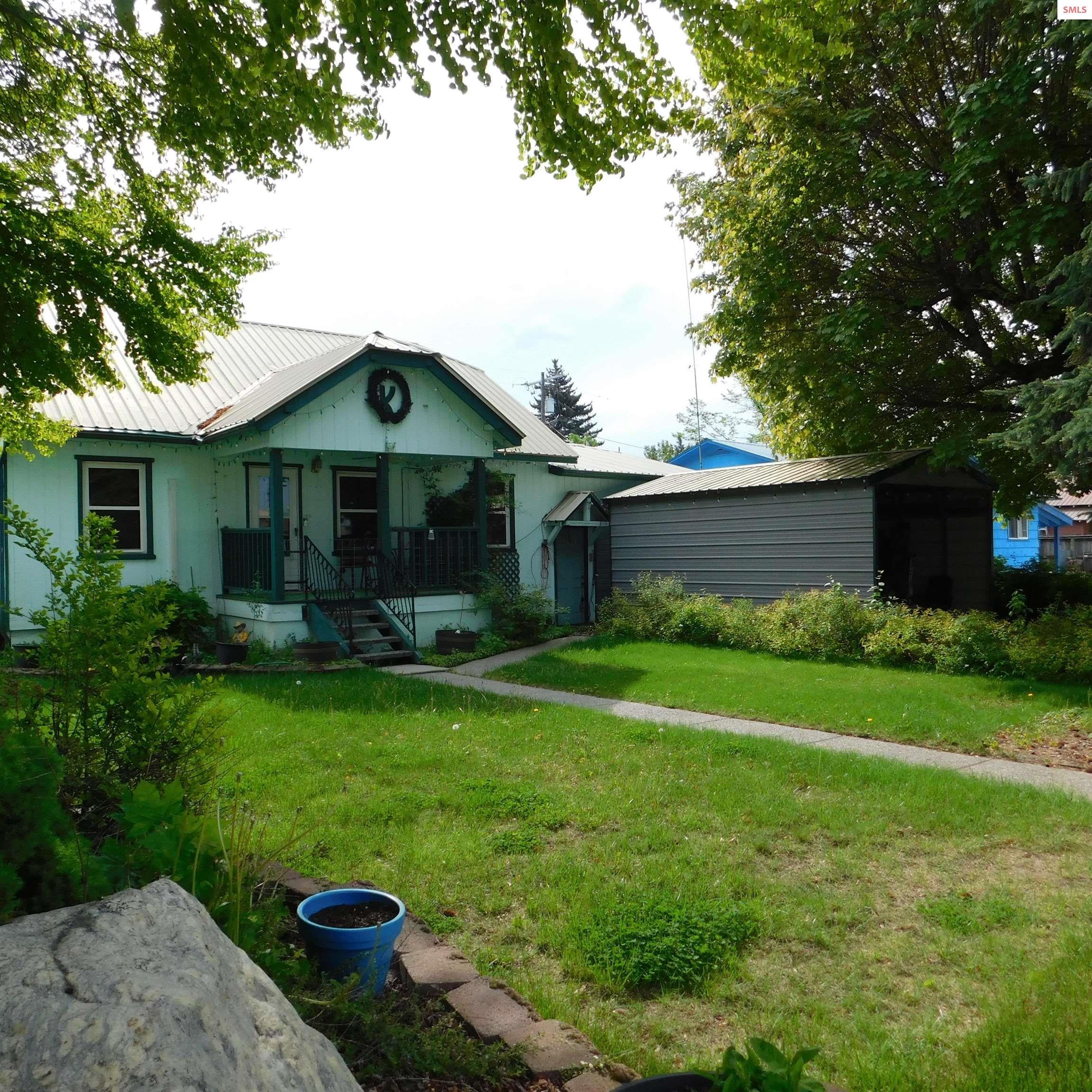 81 Cedar St - Photo 2