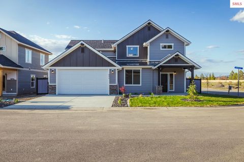 Photo of 8429 N Snowflake Lane, Hayden, ID 83835 (MLS # 20252395)