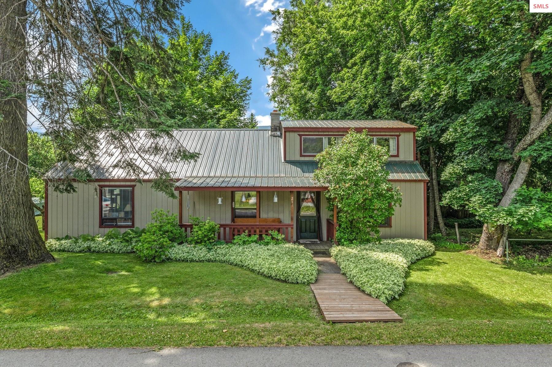 Photo 1 of 63 — 213 W 5th Ave, Clark Fork, ID 83811