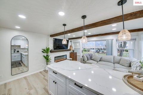 Photo of 301 Iberian Way, #113 Way, Sandpoint, ID 83864 (MLS # 20260984)