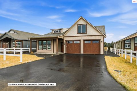 Photo of 171 Backtrack Rd, Sandpoint, ID 83864 (MLS # 20260596)