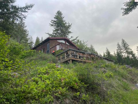 Photo of 18432 Westside Rd, Bonners Ferry, ID 83805 (MLS # 20251904)
