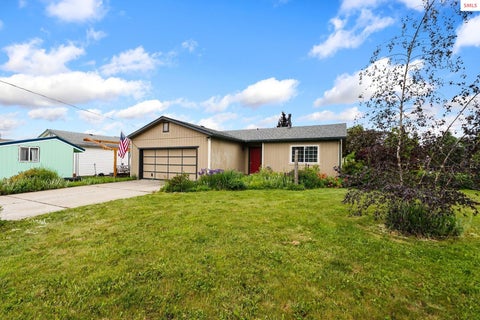 Photo of 1711 Poplar ST, Sandpoint, ID 83864 (MLS # 20261591)