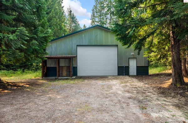 148 CEDAR MEADOW LN, SAGLE, ID 83860 - Image e51c82606913d8e987591b91c8e6f4a5/714471597