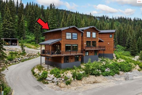 Photo of 21 Harrison Ln, Sandpoint, ID 83864 (MLS # 20260694)