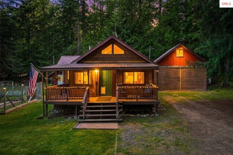 Photo of 428 Bottle Brand Rd, Hope, ID 83836 (MLS # 20261602)