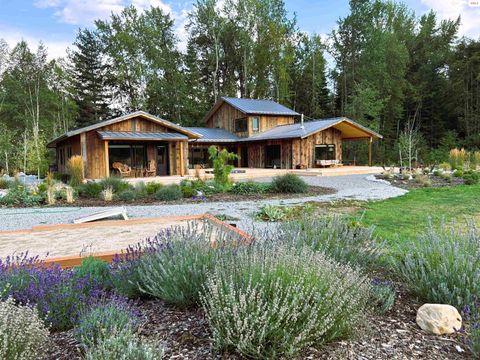 Photo of 202 Siskin Ln, Sandpoint, ID 83864 (MLS # 20252864)