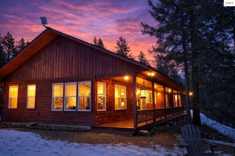 Photo of 672 Hopkins Rd, Sandpoint, ID 83864 (MLS # 20260696)