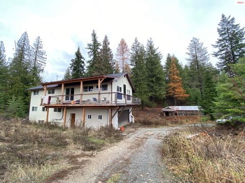 Photo of 696 Raven Ridge, Sandpoint, ID 83864 (MLS # 20252757)