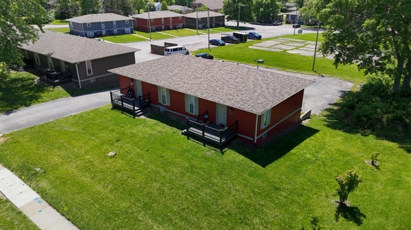 215 WEST BLVD N, COLUMBIA, MO 65203 - Image 016fc1e3ffd79cc43eae5e66b522a8bc/798292615