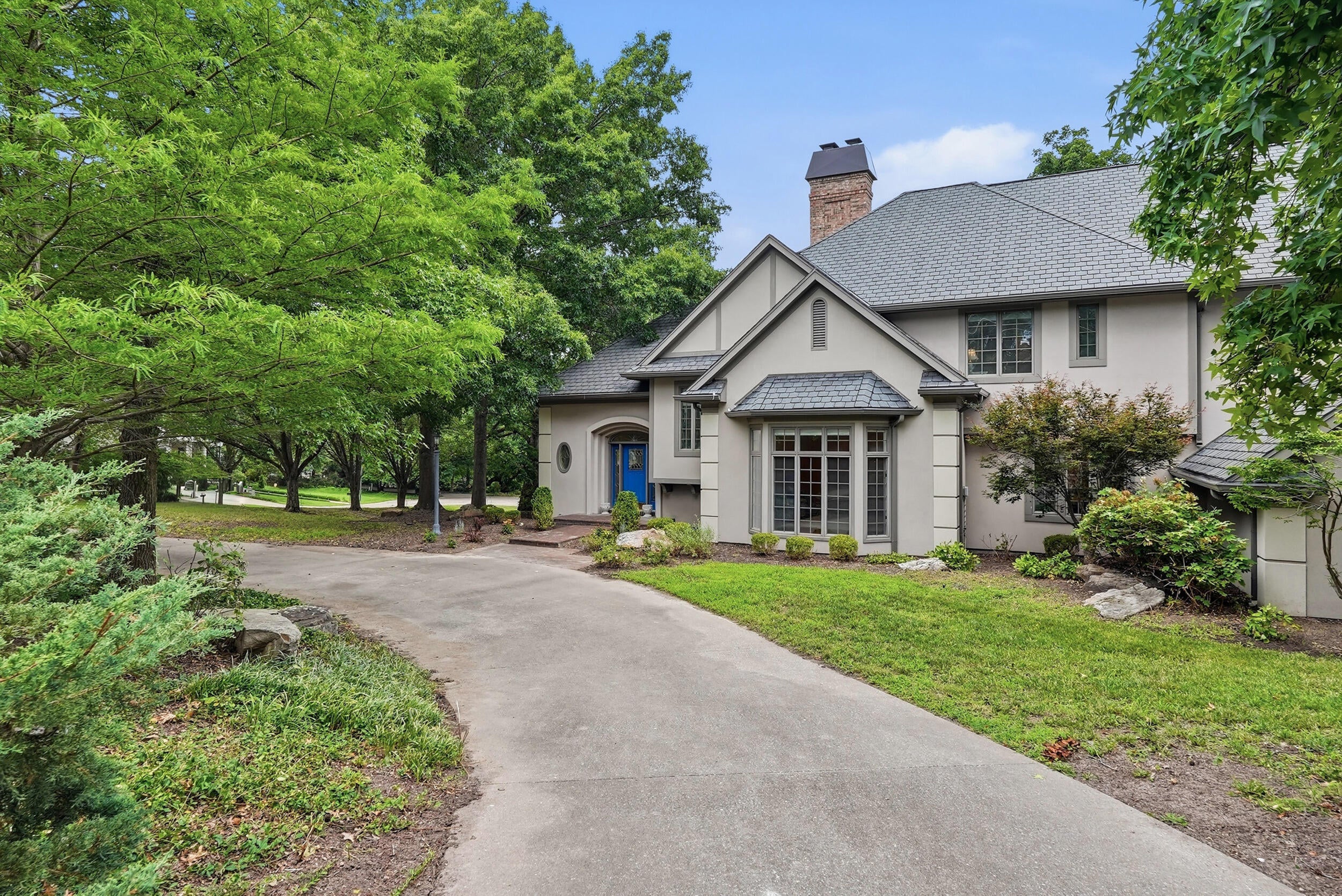 801 Rollins Rd, Columbia, MO, 65203, USA, 6 Bedrooms Bedrooms, ,6 BathroomsBathrooms,Residential,Active,801 Rollins Rd,436333