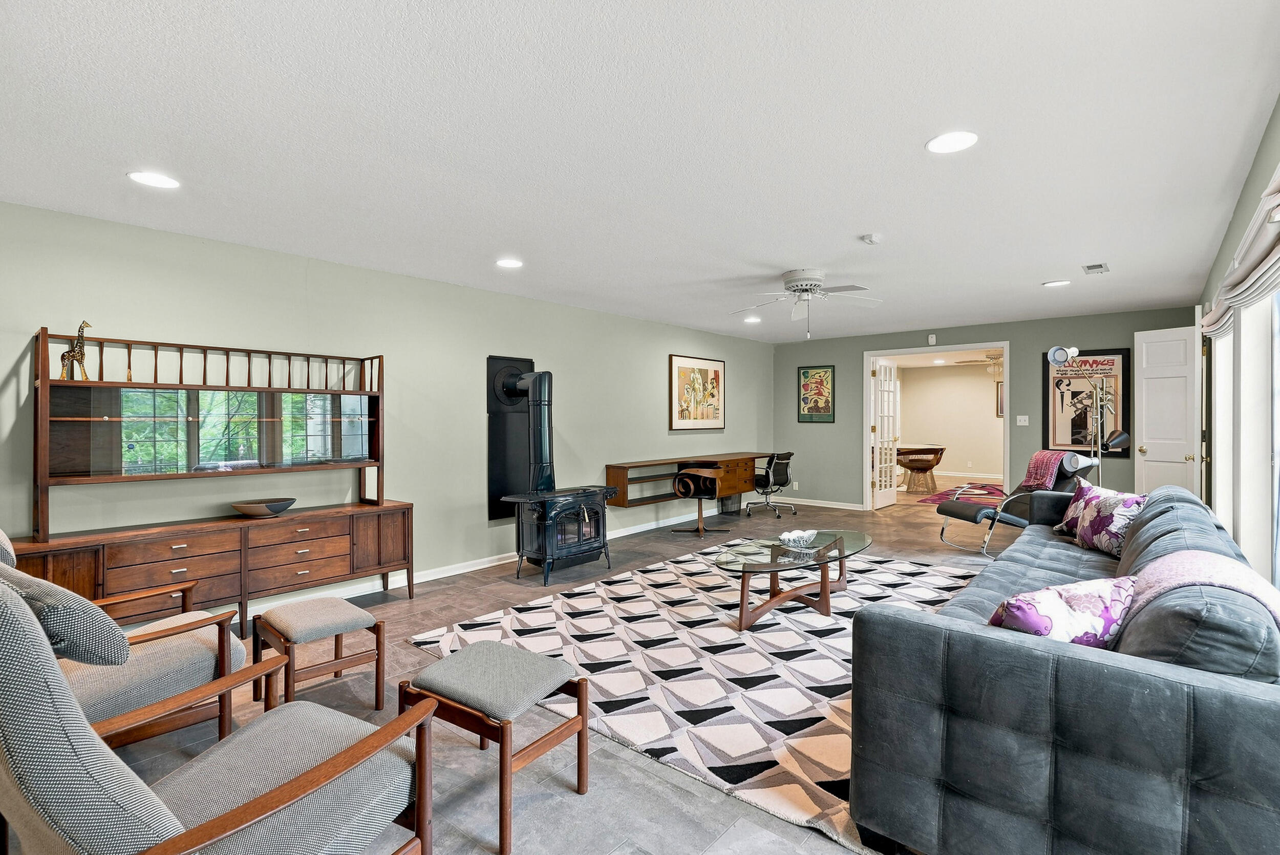 801 Rollins Rd, Columbia, MO, 65203, USA, 6 Bedrooms Bedrooms, ,6 BathroomsBathrooms,Residential,Active,801 Rollins Rd,436333