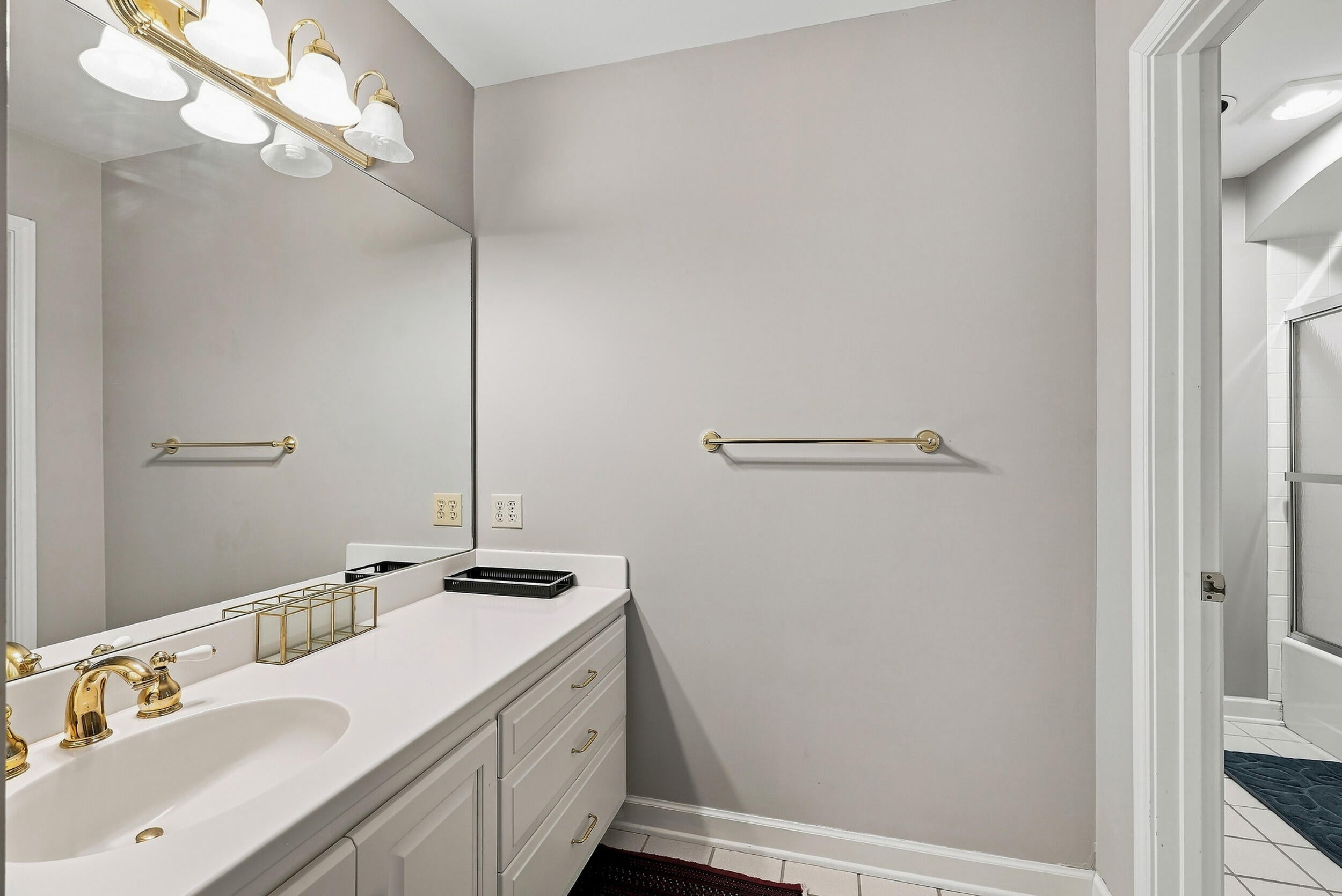801 Rollins Rd, Columbia, MO, 65203, USA, 6 Bedrooms Bedrooms, ,6 BathroomsBathrooms,Residential,Active,801 Rollins Rd,436333
