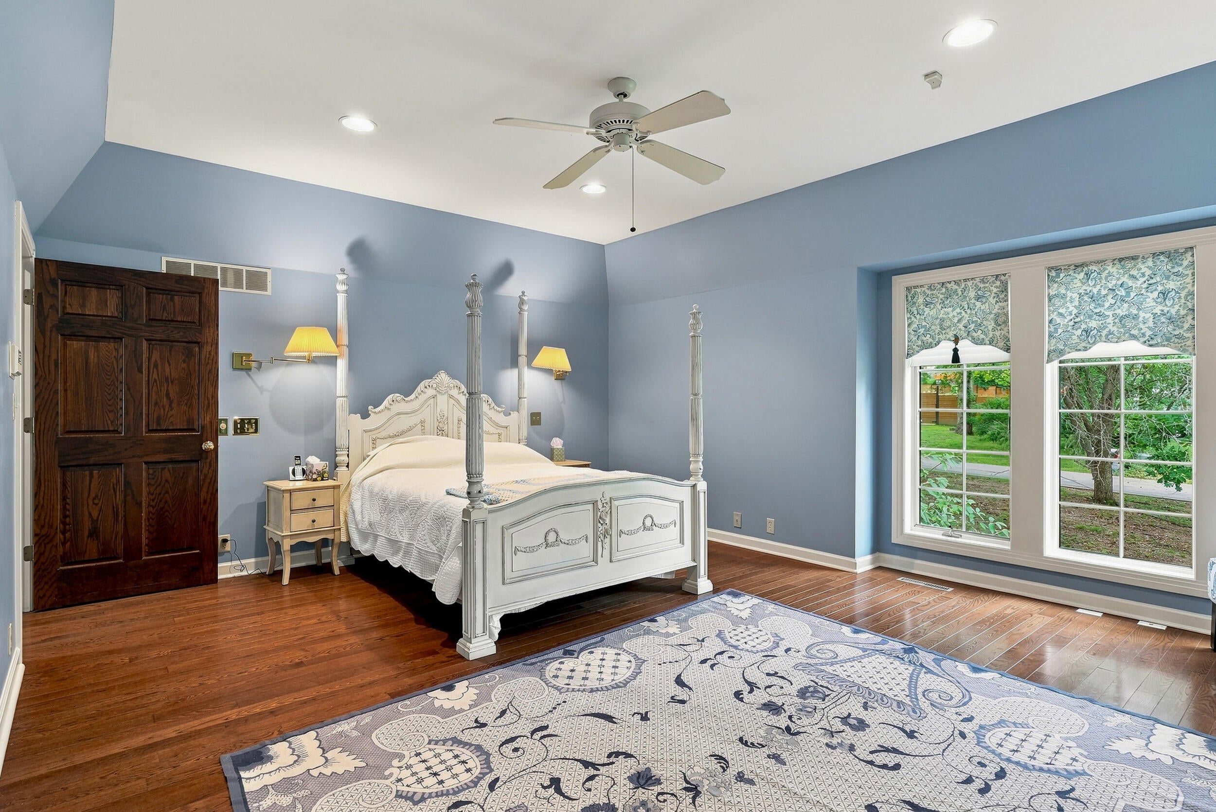 801 Rollins Rd, Columbia, MO, 65203, USA, 6 Bedrooms Bedrooms, ,6 BathroomsBathrooms,Residential,Active,801 Rollins Rd,436333