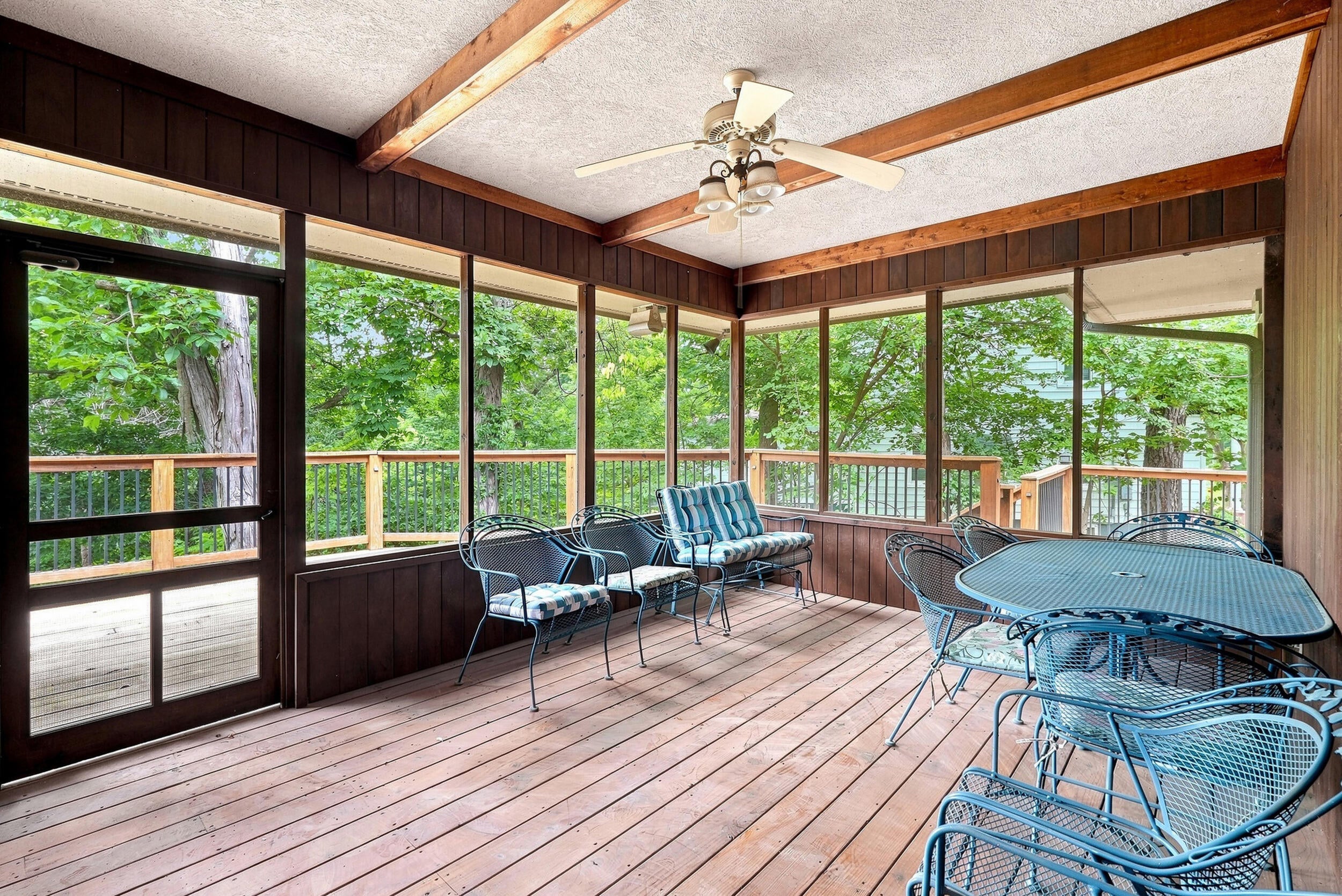 801 Rollins Rd, Columbia, MO, 65203, USA, 6 Bedrooms Bedrooms, ,6 BathroomsBathrooms,Residential,Active,801 Rollins Rd,436333