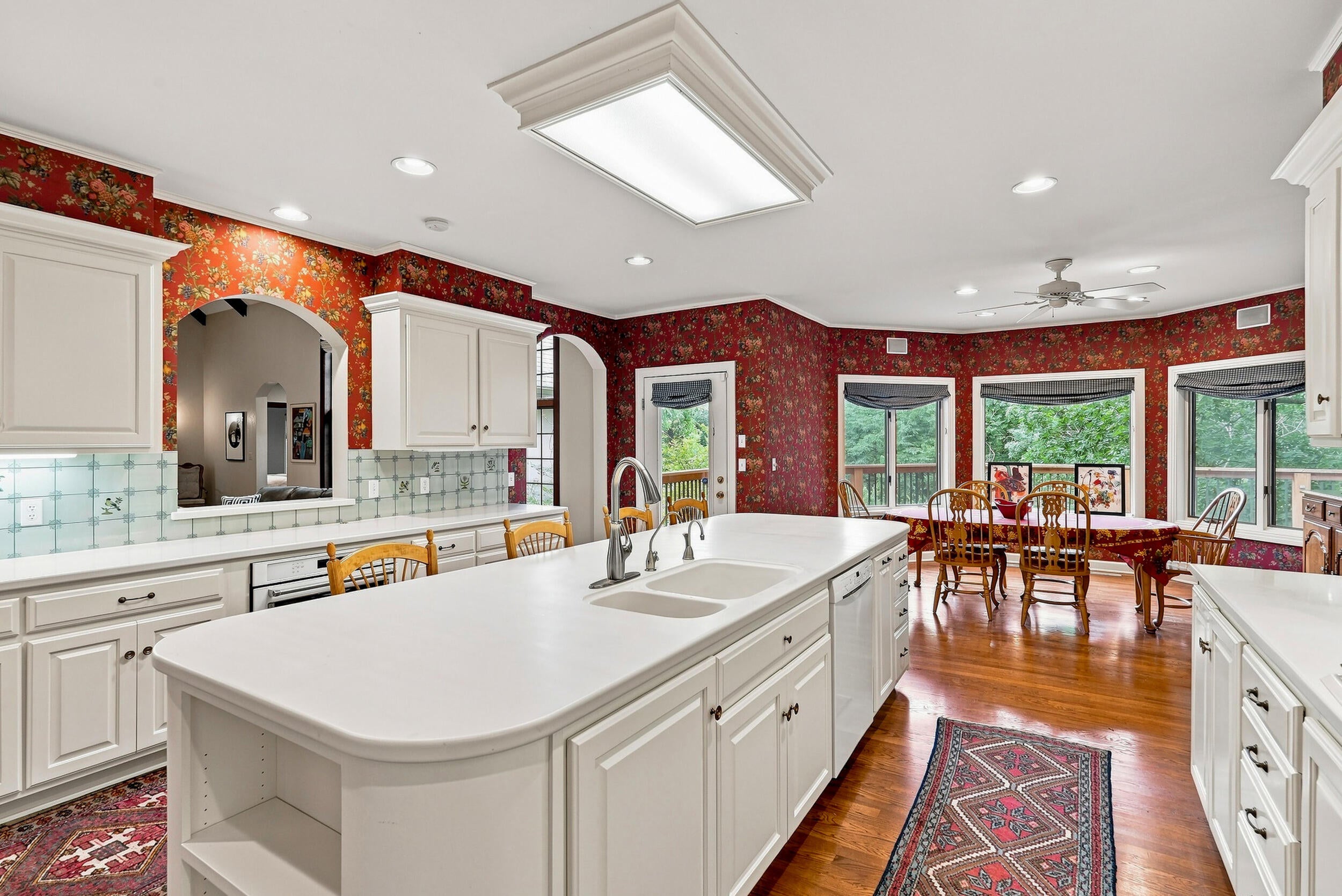 801 Rollins Rd, Columbia, MO, 65203, USA, 6 Bedrooms Bedrooms, ,6 BathroomsBathrooms,Residential,Active,801 Rollins Rd,436333