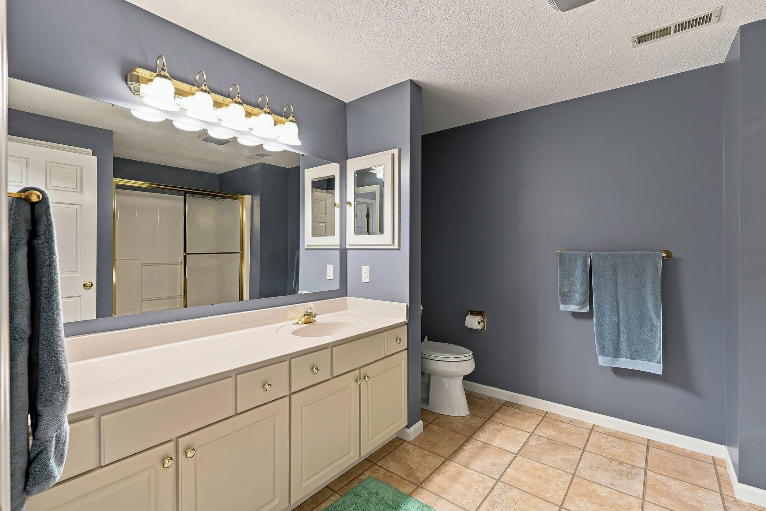801 Rollins Rd, Columbia, MO, 65203, USA, 6 Bedrooms Bedrooms, ,6 BathroomsBathrooms,Residential,Active,801 Rollins Rd,436333