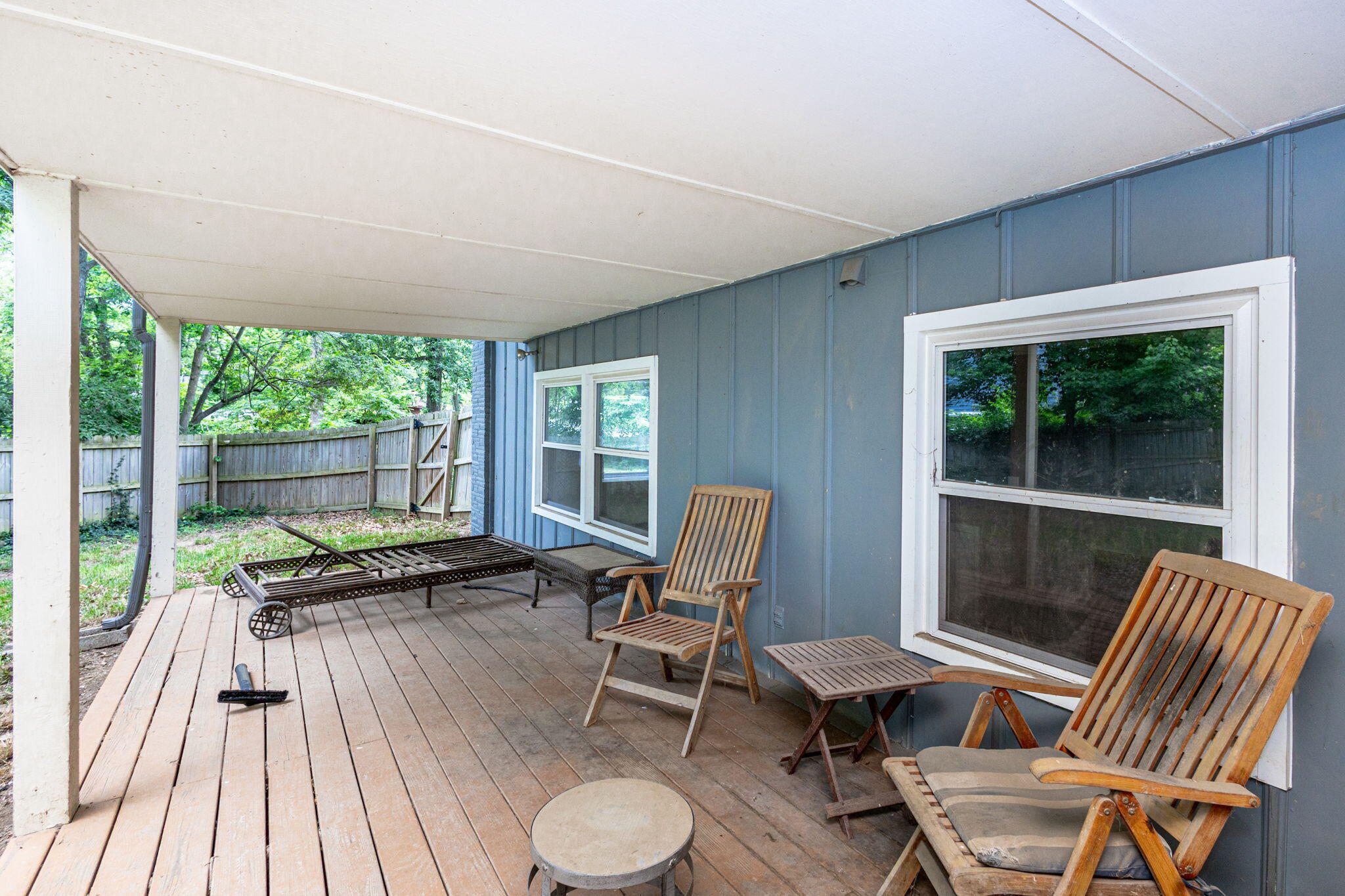 Columbia, Missouri 65203, United States, 4 Bedrooms Bedrooms, ,3 BathroomsBathrooms,Residential,Pending,56248