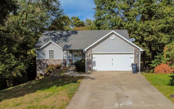 2805 JONQUIL PL, COLUMBIA, MO 65202 - Image 1aa30f5c85f8e9c44faf66f2c31f8cdc/2811080312