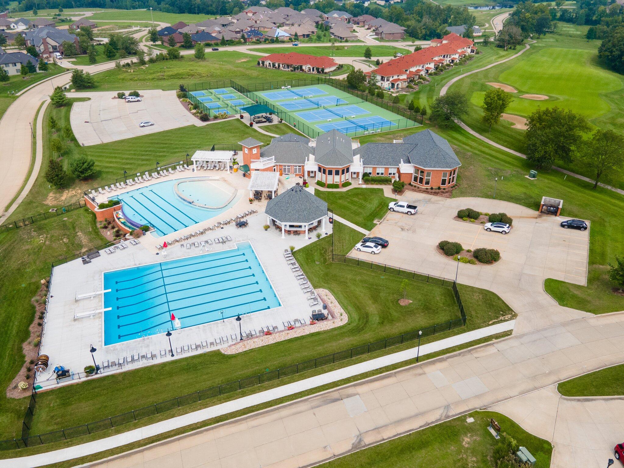 Columbia, Missouri 65201, United States, 5 Bedrooms Bedrooms, ,4 BathroomsBathrooms,Residential,Active,79954