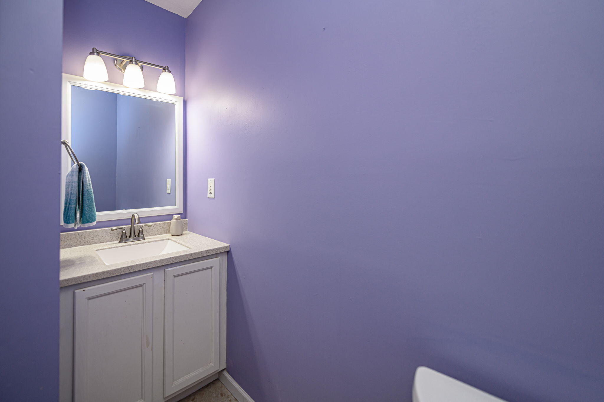 Columbia, Missouri 65202, United States, 3 Bedrooms Bedrooms, ,3 BathroomsBathrooms,Residential,Active,136878