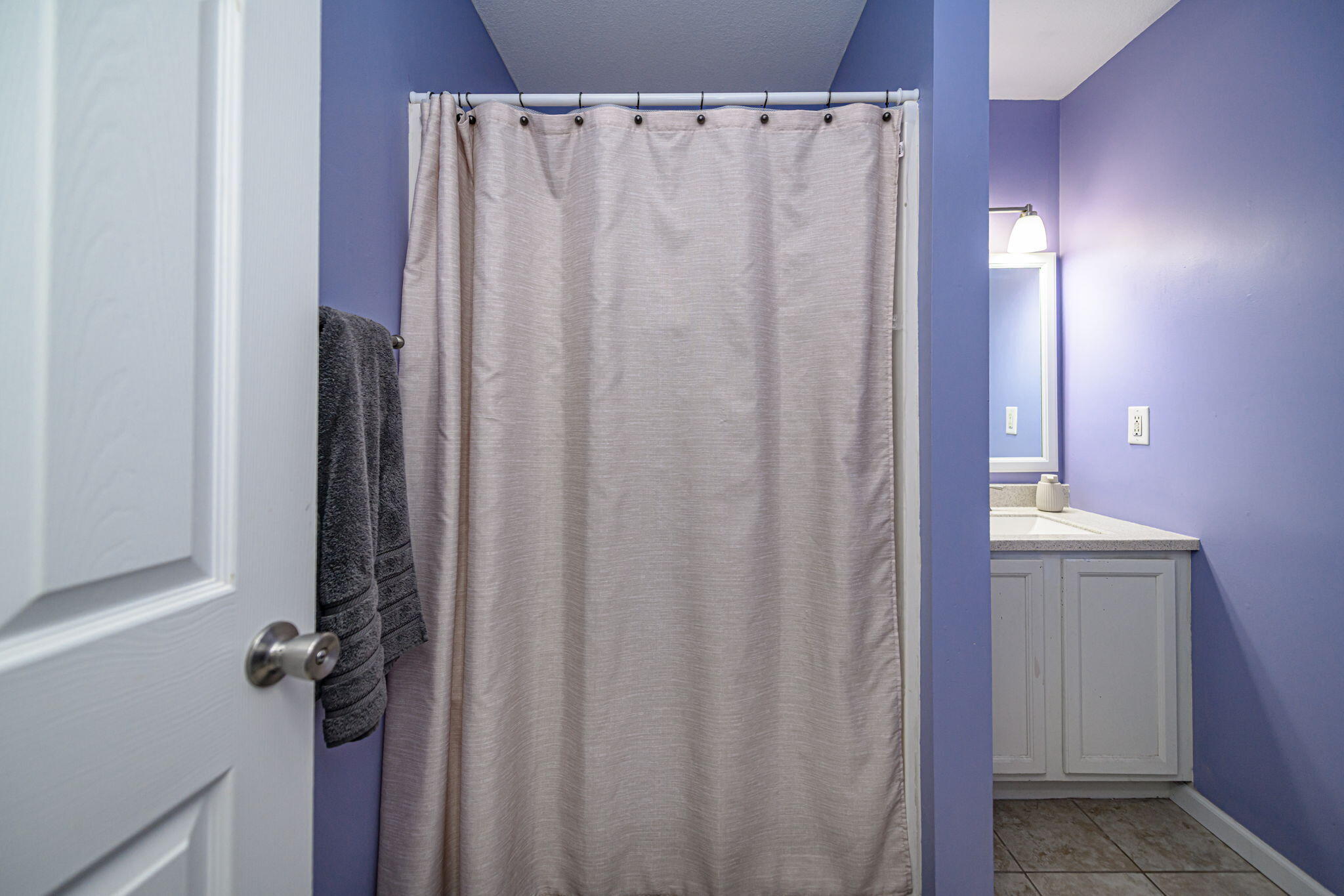 Columbia, Missouri 65202, United States, 3 Bedrooms Bedrooms, ,3 BathroomsBathrooms,Residential,Active,136878