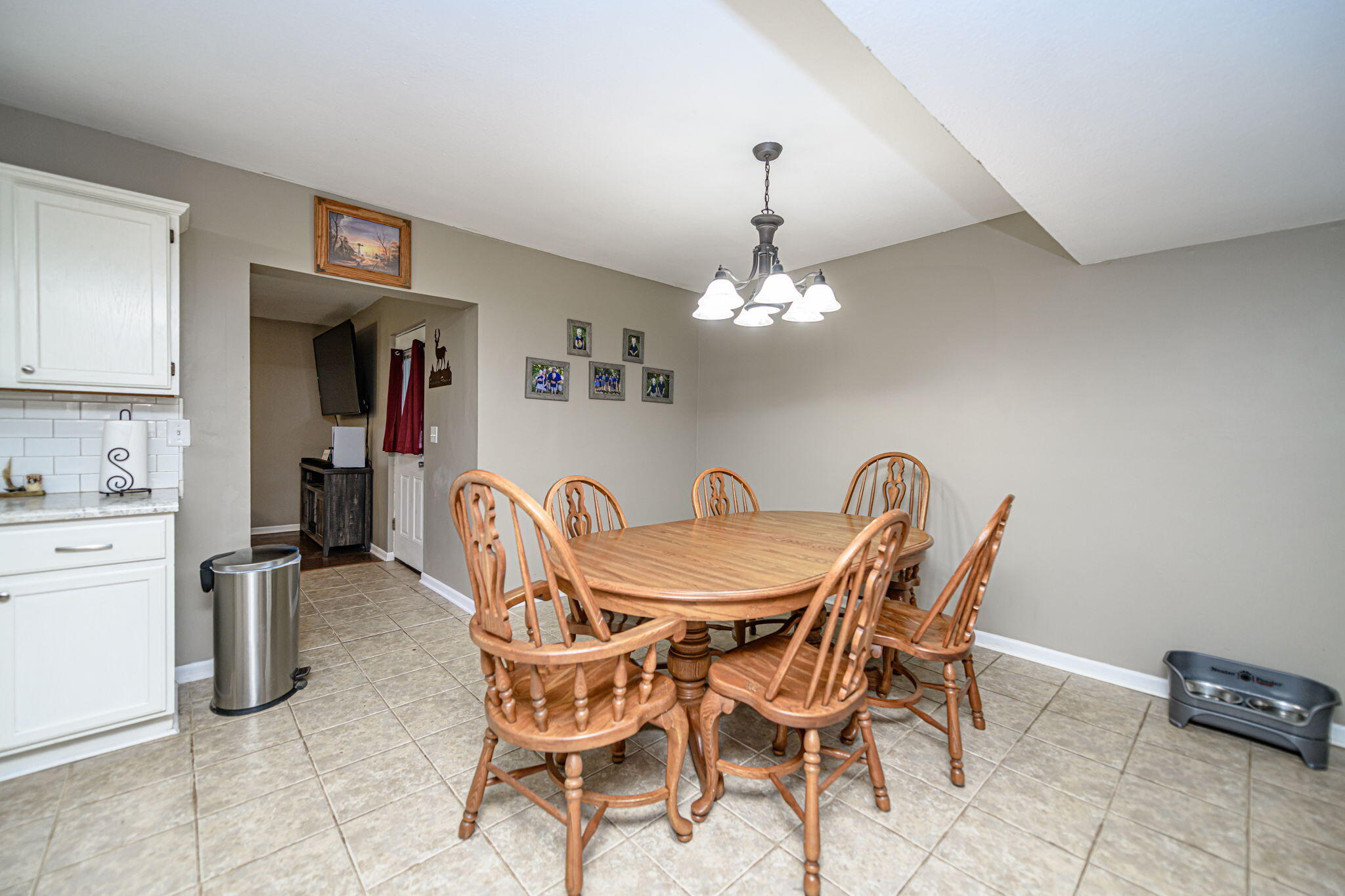 Columbia, Missouri 65202, United States, 3 Bedrooms Bedrooms, ,3 BathroomsBathrooms,Residential,Active,136878