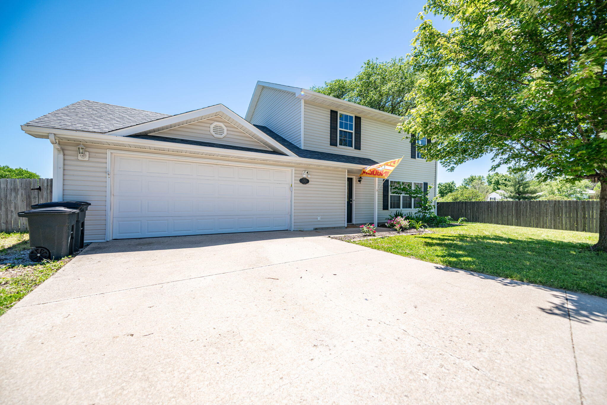 Columbia, Missouri 65202, United States, 3 Bedrooms Bedrooms, ,3 BathroomsBathrooms,Residential,Active,136878