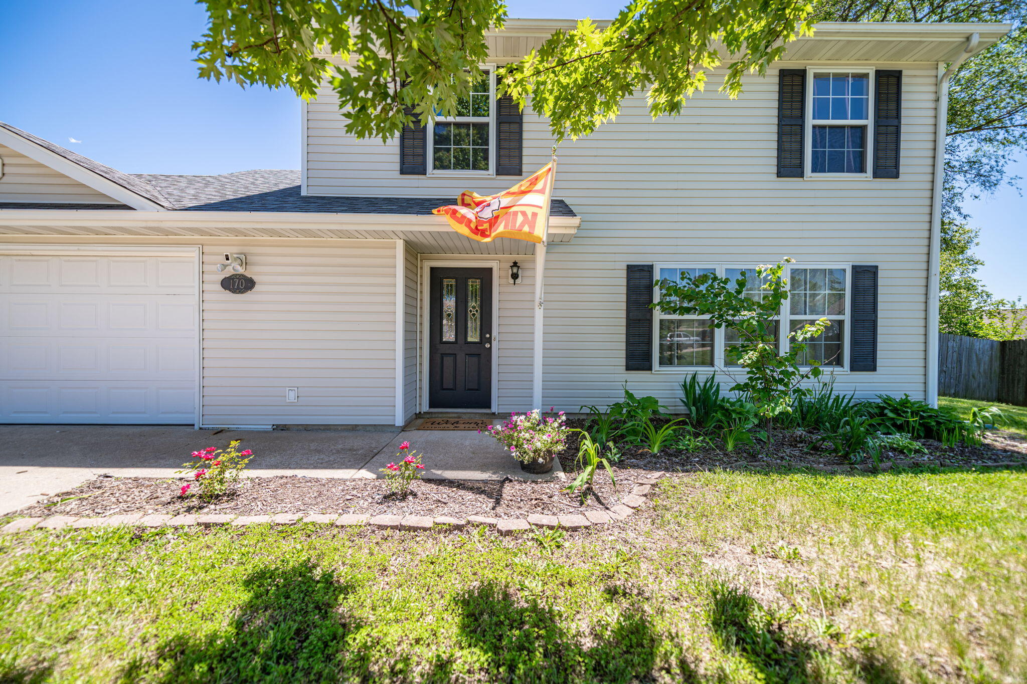 Columbia, Missouri 65202, United States, 3 Bedrooms Bedrooms, ,3 BathroomsBathrooms,Residential,Active,136878