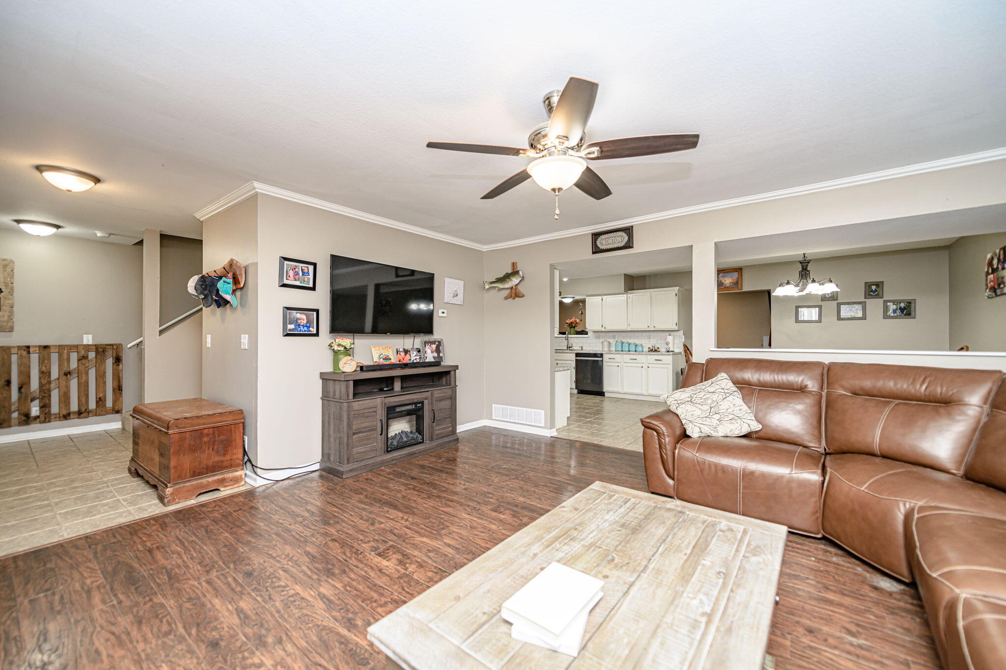 Columbia, Missouri 65202, United States, 3 Bedrooms Bedrooms, ,3 BathroomsBathrooms,Residential,Active,136878