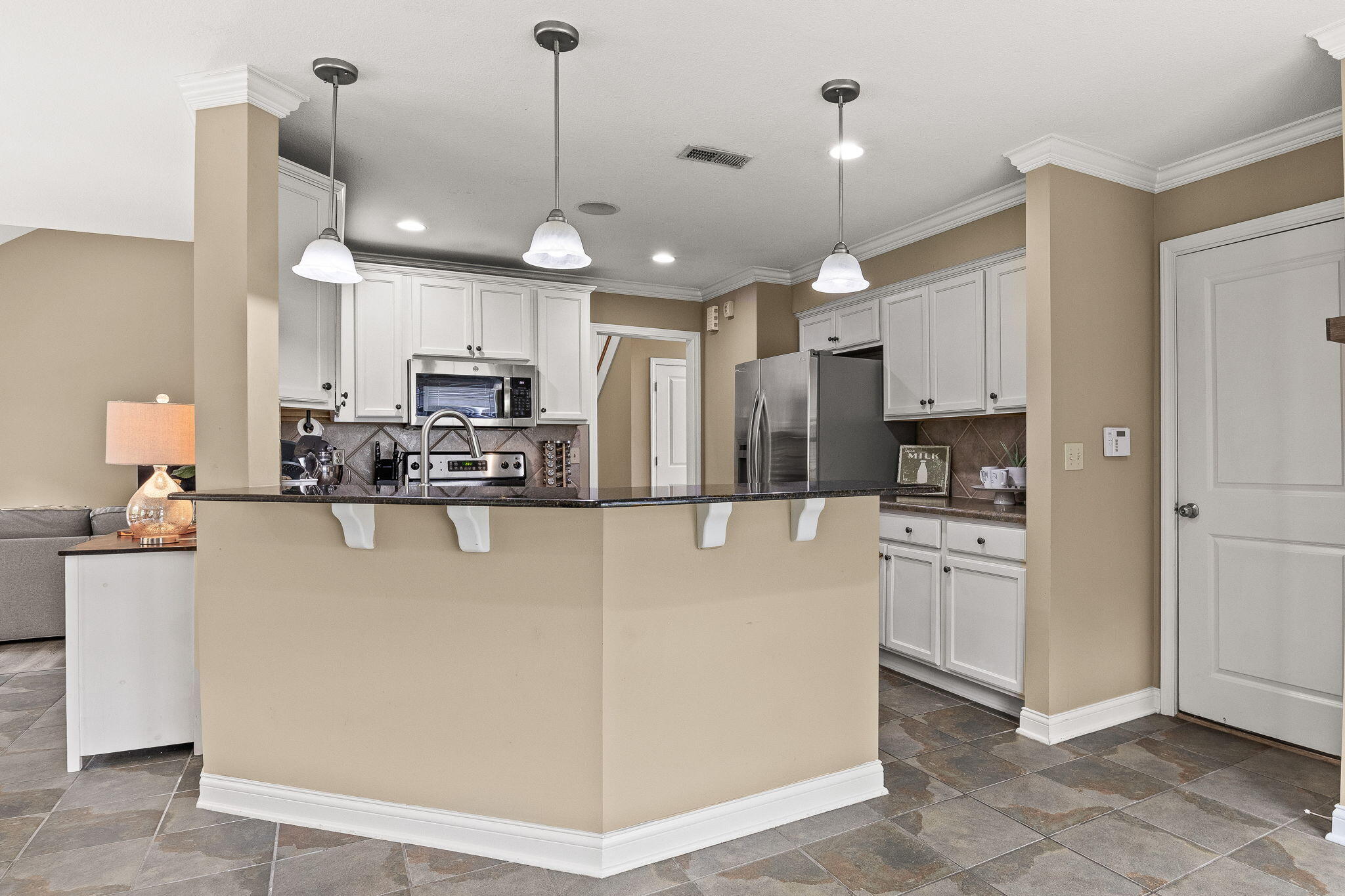 Columbia, Missouri 65203, United States, 3 Bedrooms Bedrooms, ,2 BathroomsBathrooms,Residential,Pending,141511