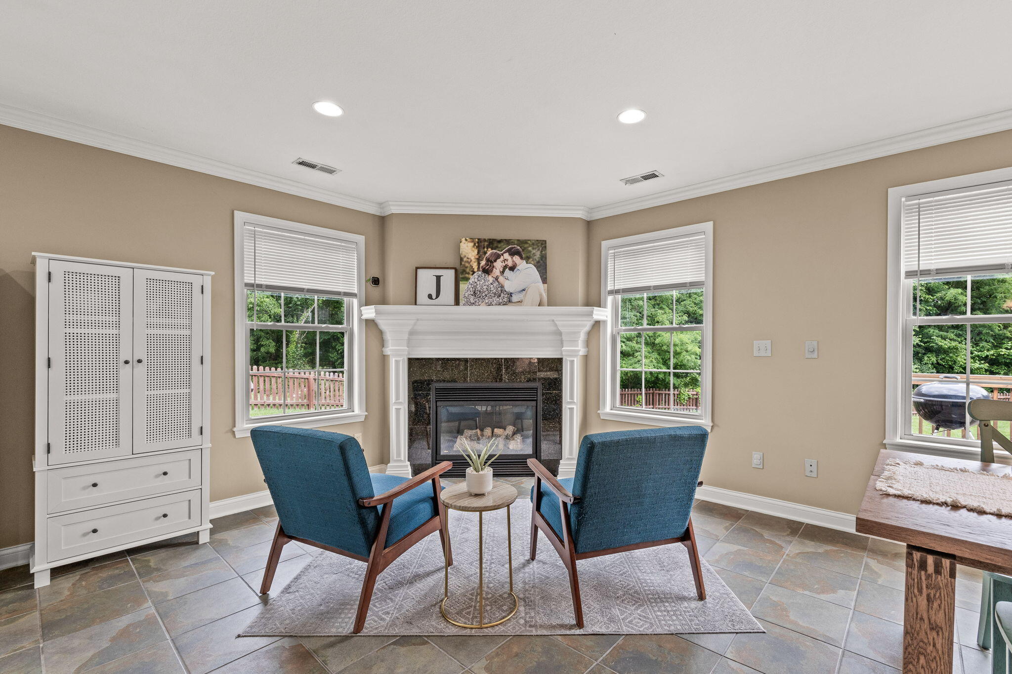 Columbia, Missouri 65203, United States, 3 Bedrooms Bedrooms, ,2 BathroomsBathrooms,Residential,Pending,141511