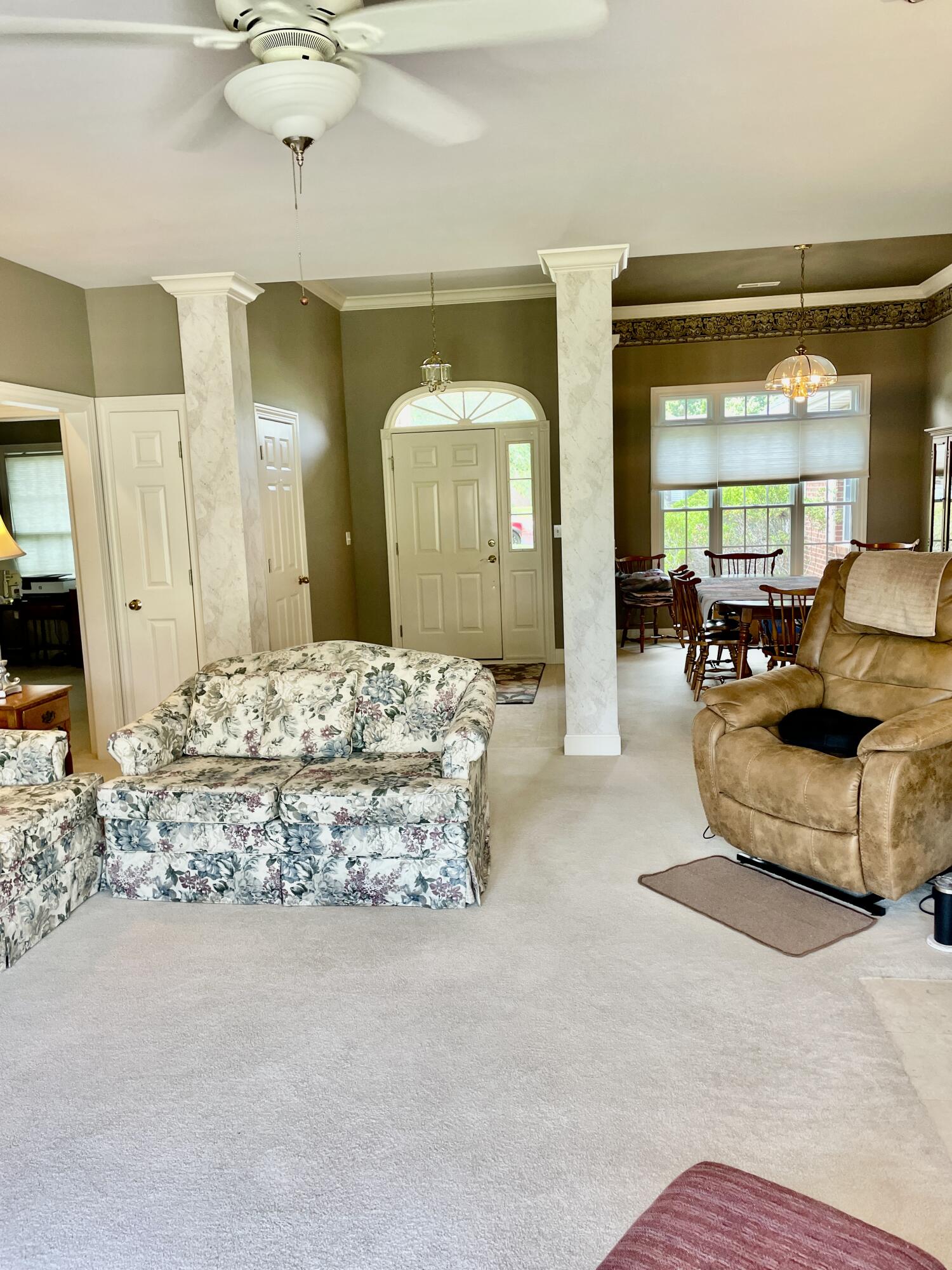 Columbia, Missouri 65203, United States, 3 Bedrooms Bedrooms, ,3 BathroomsBathrooms,Residential,Active,144406