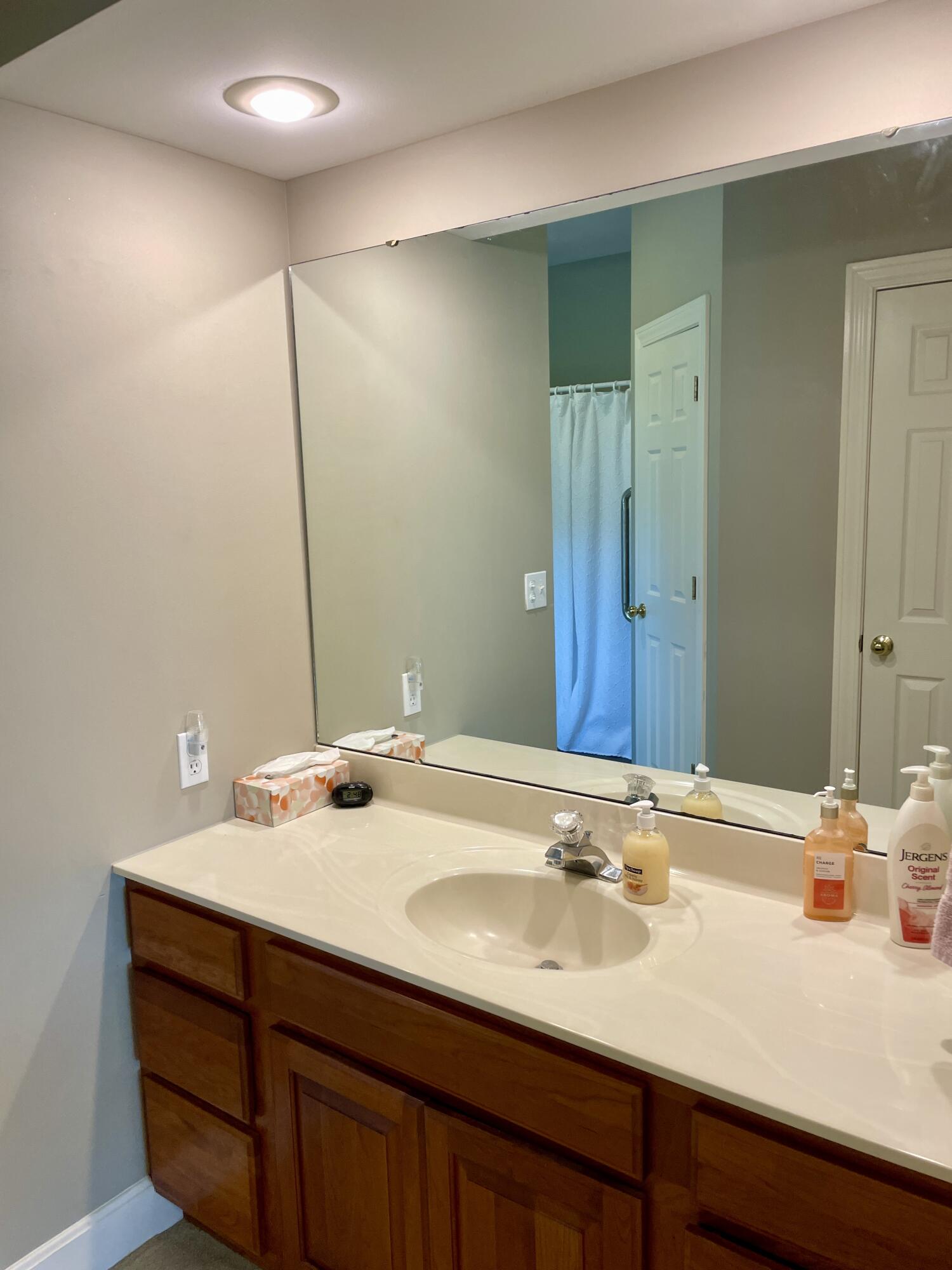 Columbia, Missouri 65203, United States, 3 Bedrooms Bedrooms, ,3 BathroomsBathrooms,Residential,Active,144406