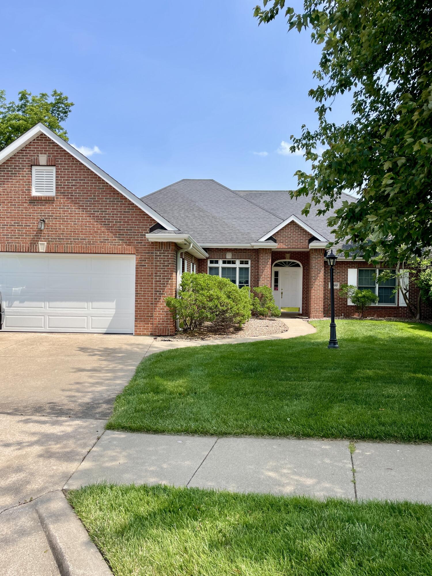 Columbia, Missouri 65203, United States, 3 Bedrooms Bedrooms, ,3 BathroomsBathrooms,Residential,Active,144406