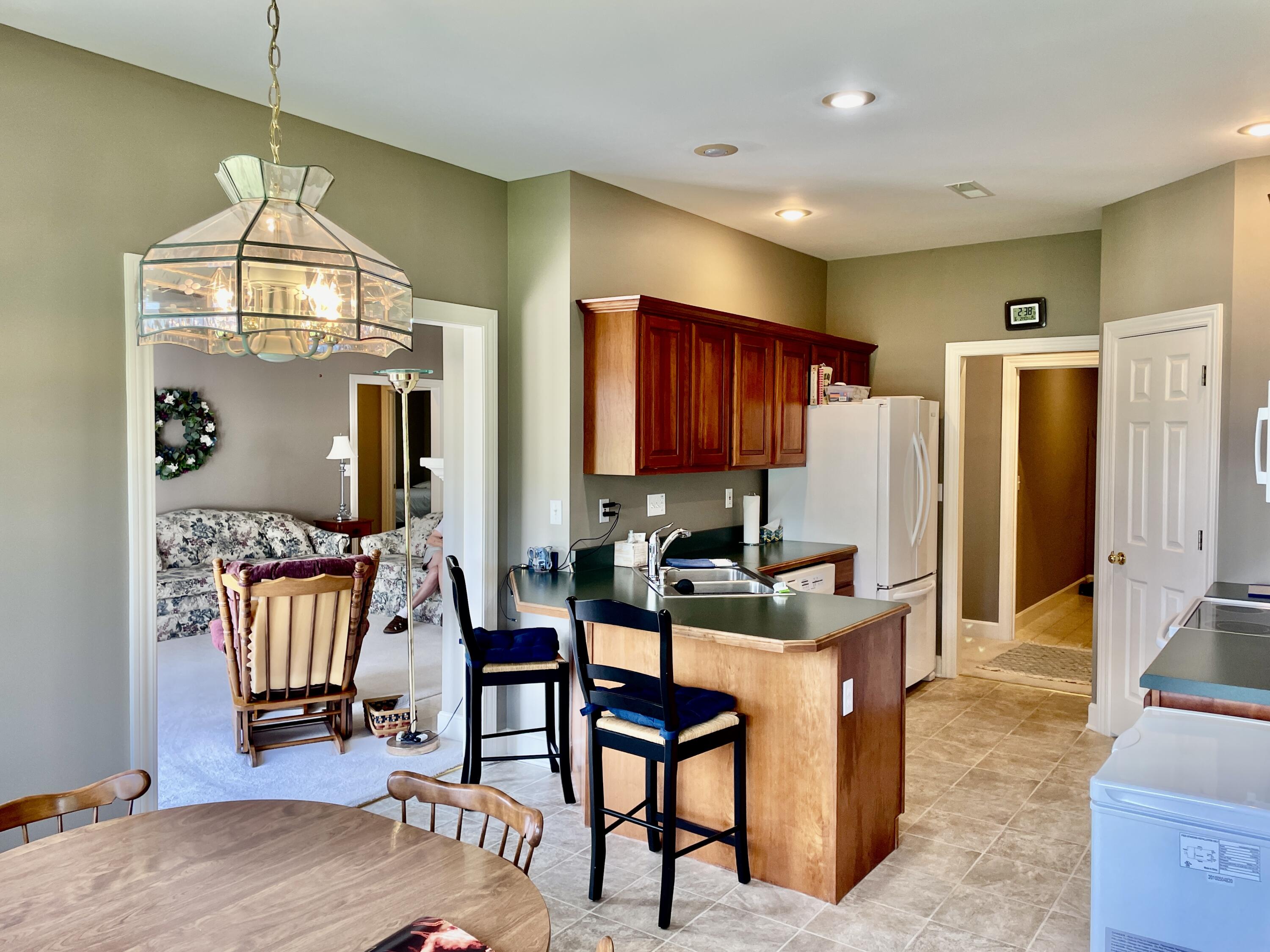 Columbia, Missouri 65203, United States, 3 Bedrooms Bedrooms, ,3 BathroomsBathrooms,Residential,Active,144406