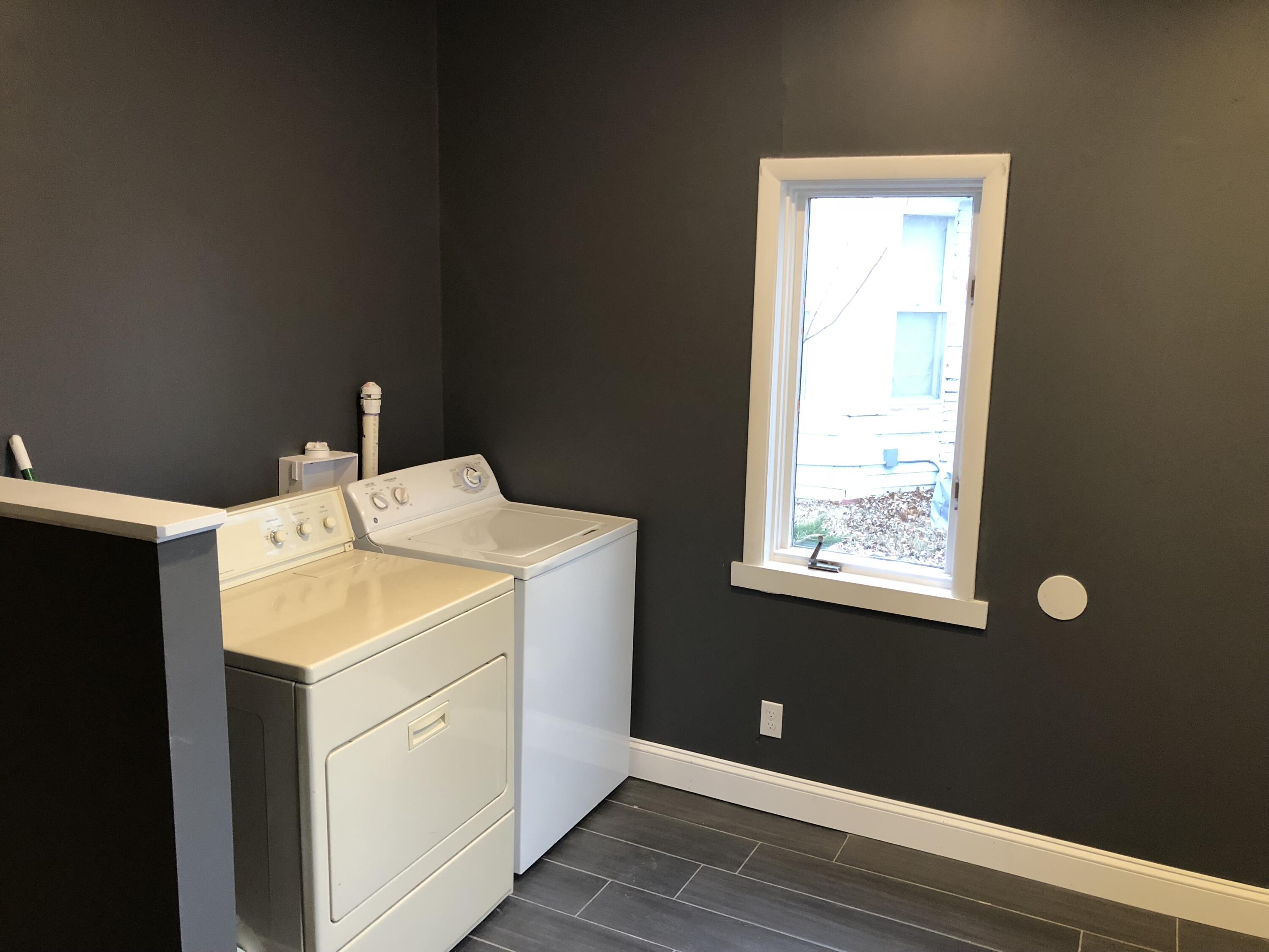 Columbia, Missouri 65201, United States, 5 Bedrooms Bedrooms, ,3 BathroomsBathrooms,Residential,Active,12963