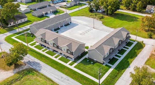 504 OAKLAWN AVE, FAYETTE, MO 65248 - Image 3eee1cd72d6f1abd1dc0c008e29b04b8/685069132