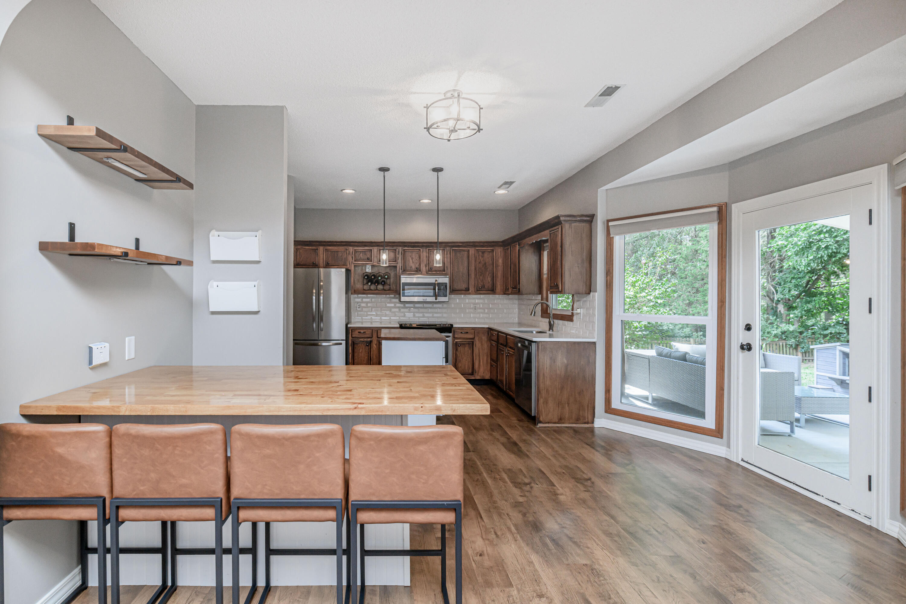 Columbia, Missouri 65203, United States, 3 Bedrooms Bedrooms, ,3 BathroomsBathrooms,Residential,Active,179058