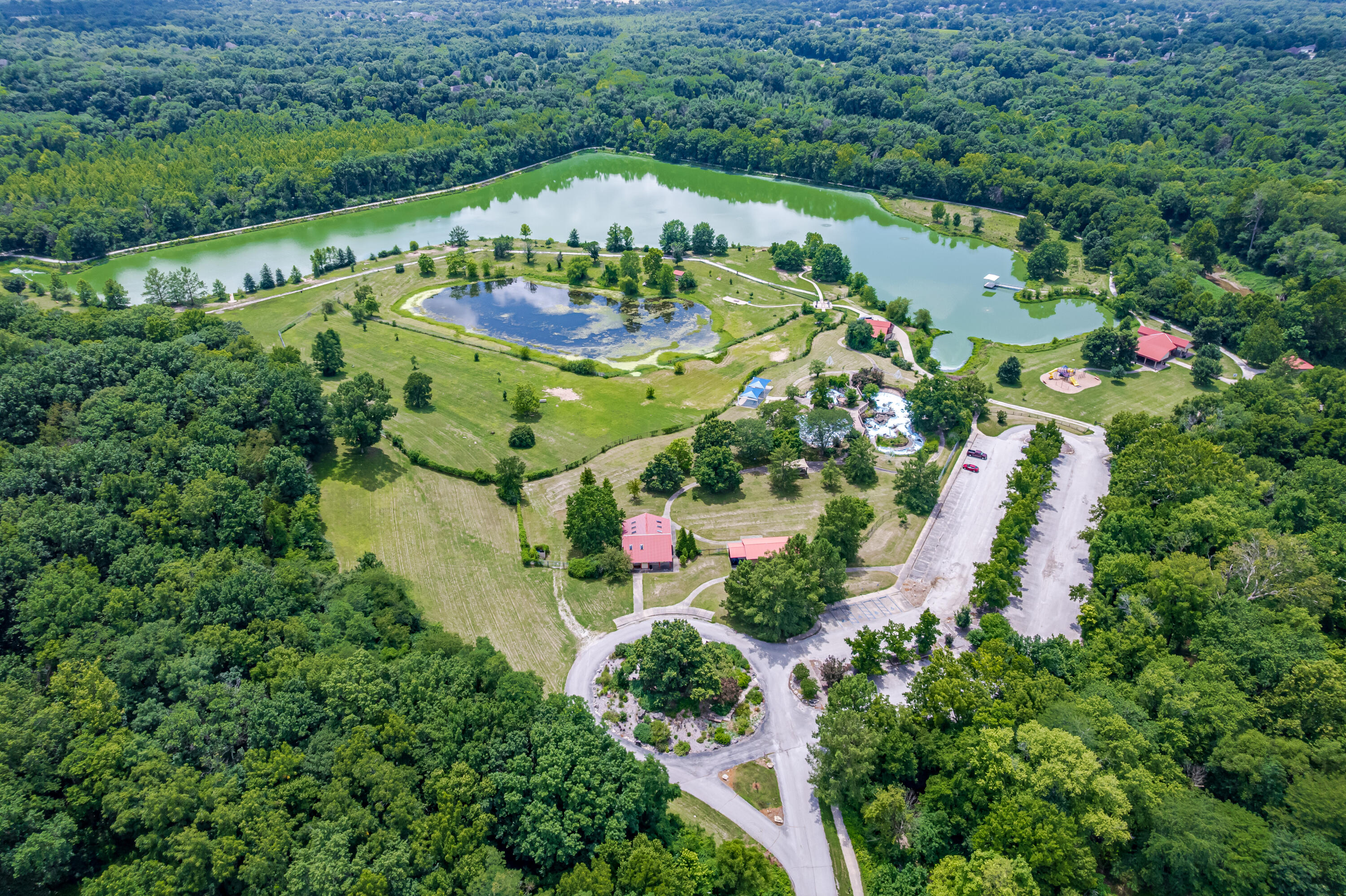 Columbia, Missouri 65203, United States, 3 Bedrooms Bedrooms, ,3 BathroomsBathrooms,Residential,Active,179058